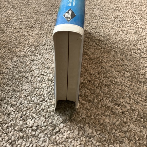 Walt Disney classic ‘The Rescuers down under’ Black Diamond Edition VHS - Picture 5 of 7